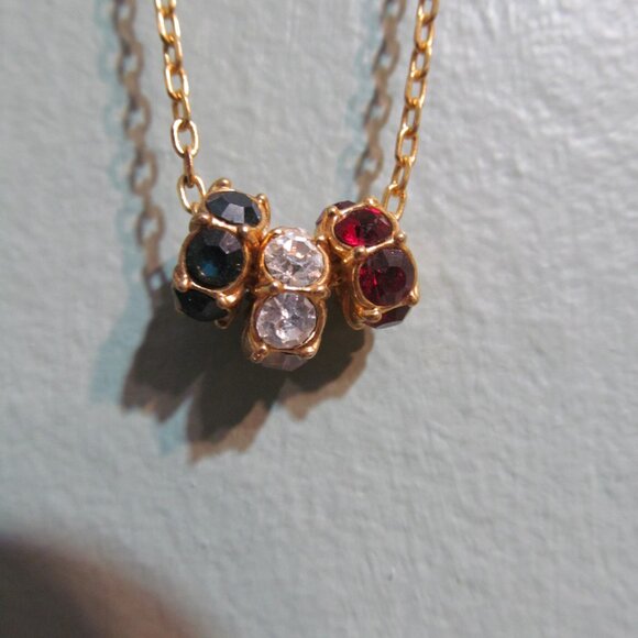 Vintage Avon OS Necklace Faceted Red White & Blue Crystals Goldtone - Picture 8 of 12